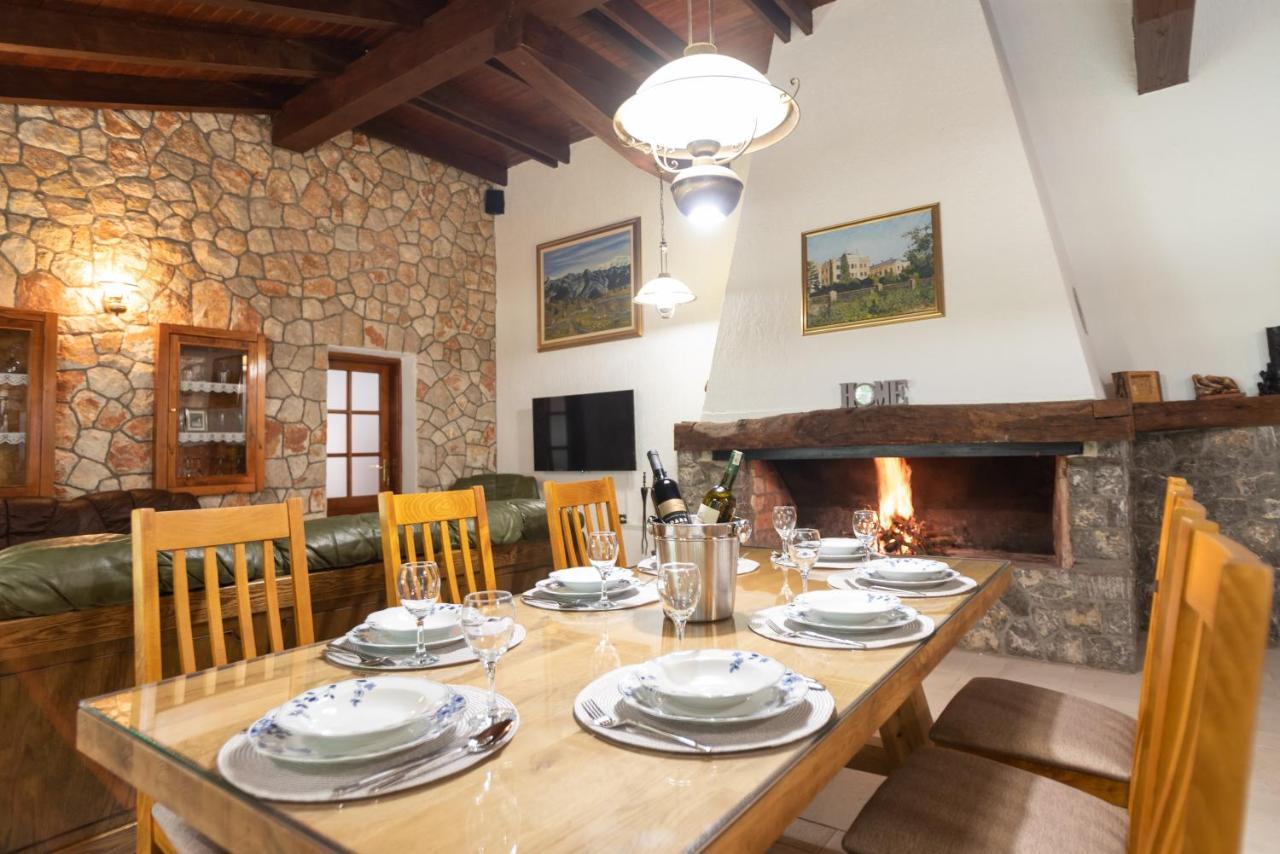 Villa Amalia Siroki Brijeg Bagian luar foto
