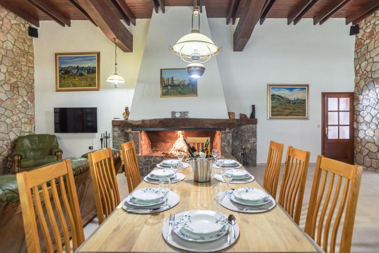 Villa Amalia Siroki Brijeg Bagian luar foto